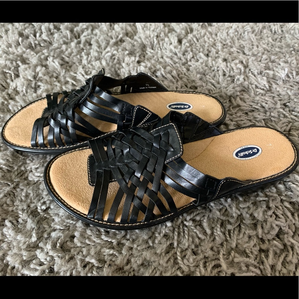 Black Dr. Scholl’s Sandals